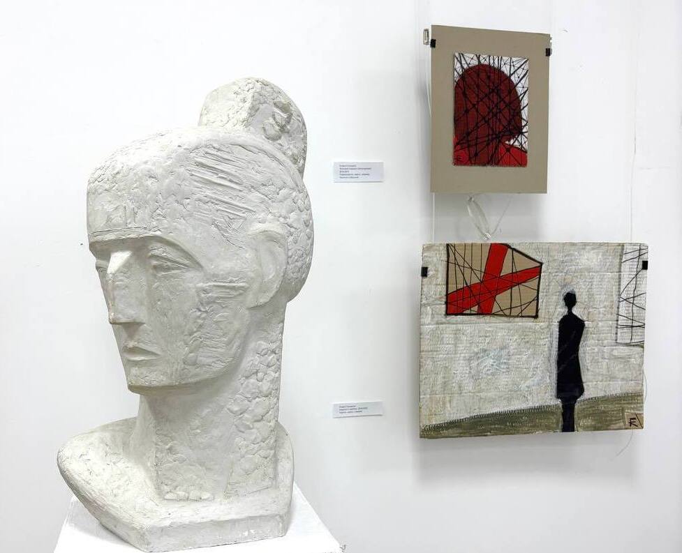 Вслушиваясь в ритмы времени Вслушиваясь в ритмы времени